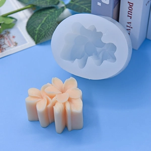 Moule en silicone fleur de frangipanier pour la pâtisserie et bougies DIY