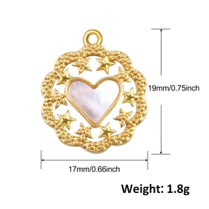 Macro detail of heart-shaped gold-plated pendant with white pearl inlay and dimensions