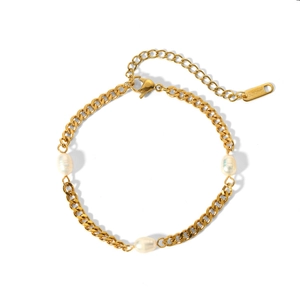 Close-up of 18K gold plated stainless steel chain with lobster clasp and white pearls