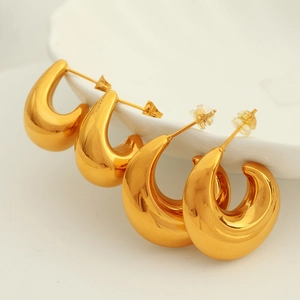 Polished gold stainless steel chunky C-shaped hoop earrings with two types of backings