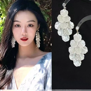 Elegant floral drop earrings with white resin petals and diamond-cut studs for women
