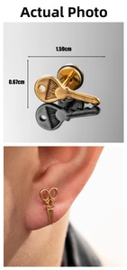 Vue détaillée des boucles d'oreilles ciseaux et clé dorées avec mesures précises