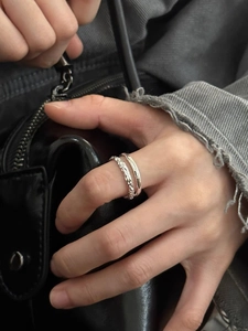 Minimalist 925 silver double layer open rings set with textured and smooth finishes