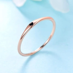 Minimalist S925 sterling silver rose gold ring with black enamel heart design