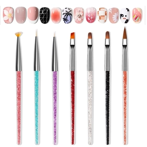 Set de 7 pinceaux nail art avec manches en cristal pour liner, dégradé et peinture