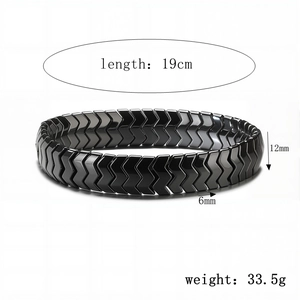 Détails du bracelet flèche en hématite noire montrant les dimensions et le poids précis