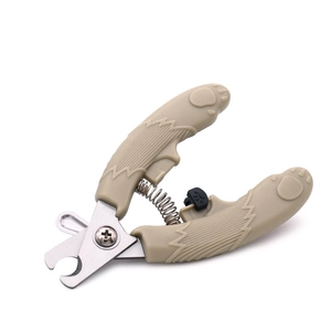 Ergonomic stainless steel pet nail clippers with cat paw pattern for dogs and cats