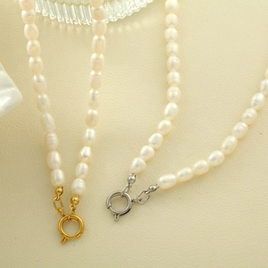 Collana di perle d'acqua dolce retrò francese con chiusura in acciaio inossidabile oro 18k