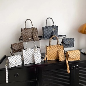 Ensemble de sacs à main vintage avec cabas et petit porte-monnaie en quatre couleurs