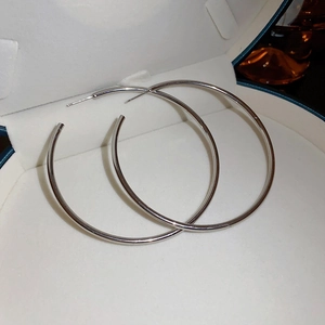Minimalist silver S925 sterling silver hoop earrings in a premium jewelry gift box