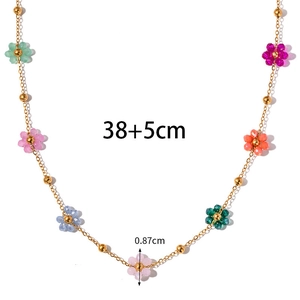 Colorful beaded flower necklace with gold chain and adjustable length 38+5cm
