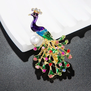 Vintage Pfau Brosche Anstecknadel Bunte Emaille Legierung Tier Corsage Mit Strasssteinen Und Großer Weißer Künstliche Perlenimitat