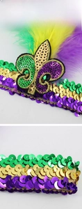 Carnaval feest pailletten veer hoofdband detail weergave voor een verkleedpartij.