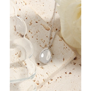Minimalist S925 sterling silver necklace featuring a polished water drop oval pendant