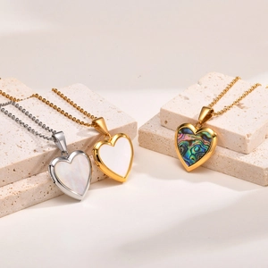 Heart Locket Necklace Stainless Steel Shell Inlay Openable Photo Pendant Elegant Jewelry For Women