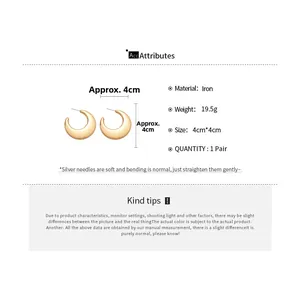 Detailed technical view of gold-tone C-shape earrings with size and weight measurements