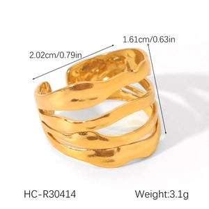 Detailed size specifications for gold irregular wavy ring with weight and dimensions