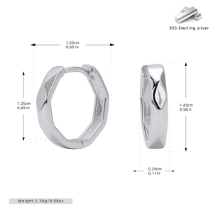 Detailed view of S925 sterling silver hexagonal hoop earrings with size specifications