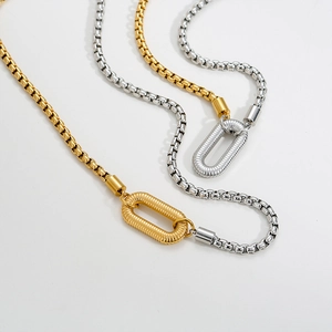 Minimalist 18K gold and silver plated stainless steel necklace with U-shaped pendant