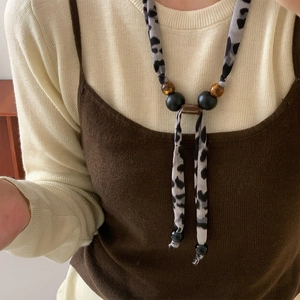 Vintage bohemian heart Saturn pendant necklace with fabric strap and resin beads