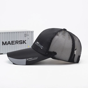 Men's summer breathable mesh baseball cap with extended brim and sports print