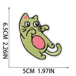 Detail view of cartoon cat embroidery patch showing precise dimensions of 6.5cm by 5cm
