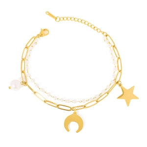 Pulsera de doble capa de acero dorado con perlas blancas y colgantes de corazón