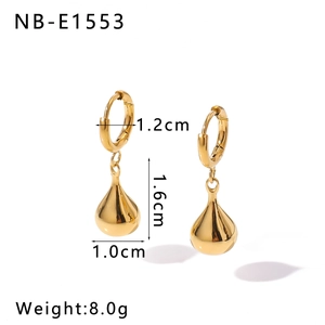Detailed size specifications of gold teardrop earrings with dimensions and weight info