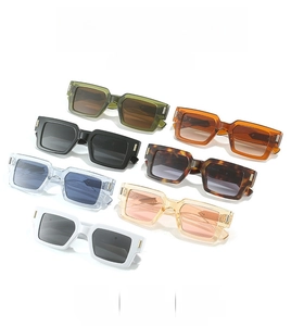 Detailed collection of retro rectangular thick frame sunglasses in seven trendy colors