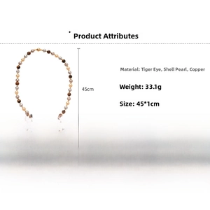Vue détaillée du collier œil de tigre et perles montrant la longueur de 45cm