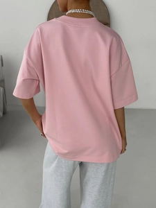 Λεπτομερής προβολή ροζ oversized μπλουζάκι από 100% βαμβάκι εξαιρετικής ποιότητας