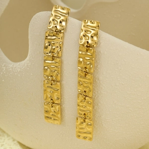 Hammered gold square drop earrings made of 18K gold plated stainless steel