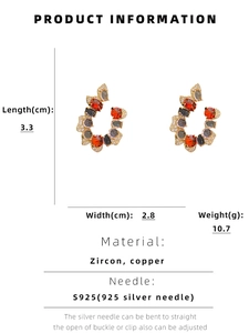 Detailed size and weight specs for vintage C-shaped zircon earrings with S925 silver pins
