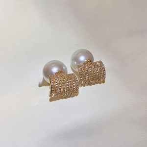 Geometric Alloy Rhinestone Stud Earrings With 925 Sterling Silver Earring Post And Imitation Artificial Pearl Luxury Style For Women