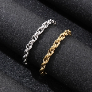 Hip hop style oval chain links bracelet and necklace in gold and silver finish