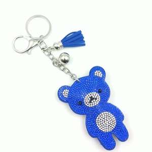 Portachiavi orsetto di strass blu reale con nappa coordinata e dettaglio campanellino