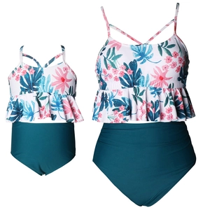 Costumi da bagno coordinati famiglia due pezzi con stampa tropicale e slip a vita alta teal