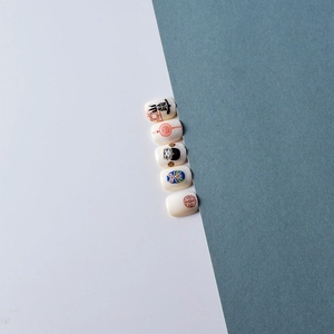 Autocollants nail art style opéra chinois avec masques traditionnels et motifs Fu