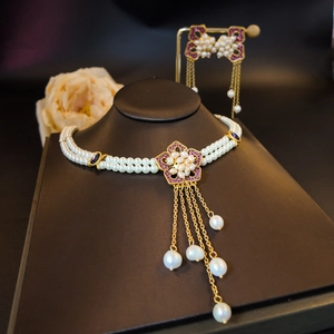 Vintage Butterfly Flower Rhinestone Freshwater Pearl Tassel Earrings And Necklace Gold Plated Long Dangle For Women Elegant Jewelry