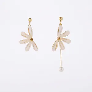 Asymmetrische Weiße Gänseblümchen Blumen Ohrringe Legierung Harz Künstliche Perle Lange Kette Minimalistische Elegante Damen