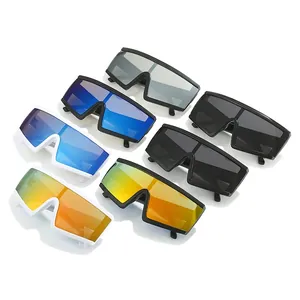 Futuristische Oversized Polarisierte Sportsonnenbrille in Mattschwarz und Weiß