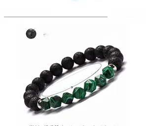 Vista dettagliata delle perle di lava e malachite da 8mm con specifiche sulle misure