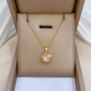 Pendant Necklace Pink Heart Zircon Copper Golden Stainless Steel Chain Flower Decor Elegant Romantic Jewelry Women