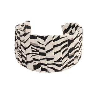 Retro wide open cuff bracelet with zebra print faux leather texture for women