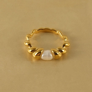 Elegant 18k gold-plated irregular stainless steel ring featuring a white natural pearl
