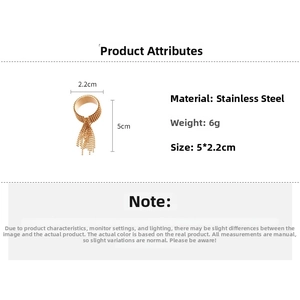 Detail view of gold tassel bead ring with 6g weight and 5x2.2cm dimension specs