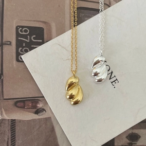 Minimalist 925 sterling silver croissant pendant necklaces in gold and silver finishes