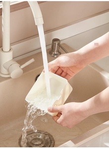 Washable detachable inner compartment for transparent spice storage boxes