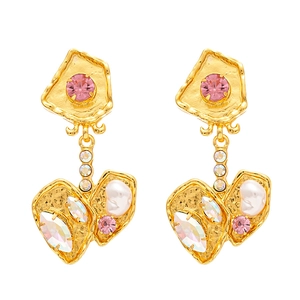Vintage irregular geometric earrings with pink stones and pearls in gold-tone metal