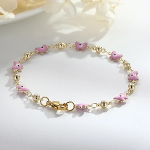 Armband mit rosa Emaille-Schmetterling, vergoldeten Perlen und Karabinerverschluss